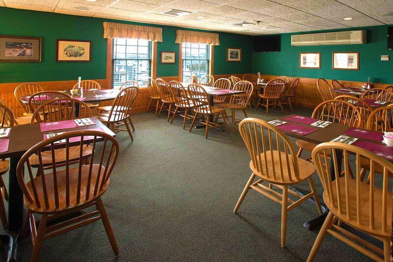 Indoor and Outdoor Seating Options Indoor and Outdoor Seating Options