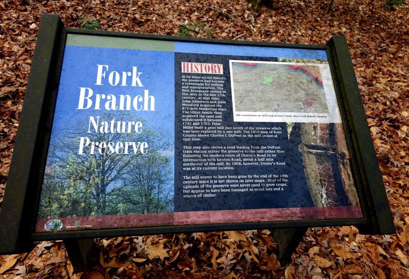 Informational Signs That Turn a Walk Into a Lesson Informational Signs That Turn a Walk Into a Lesson