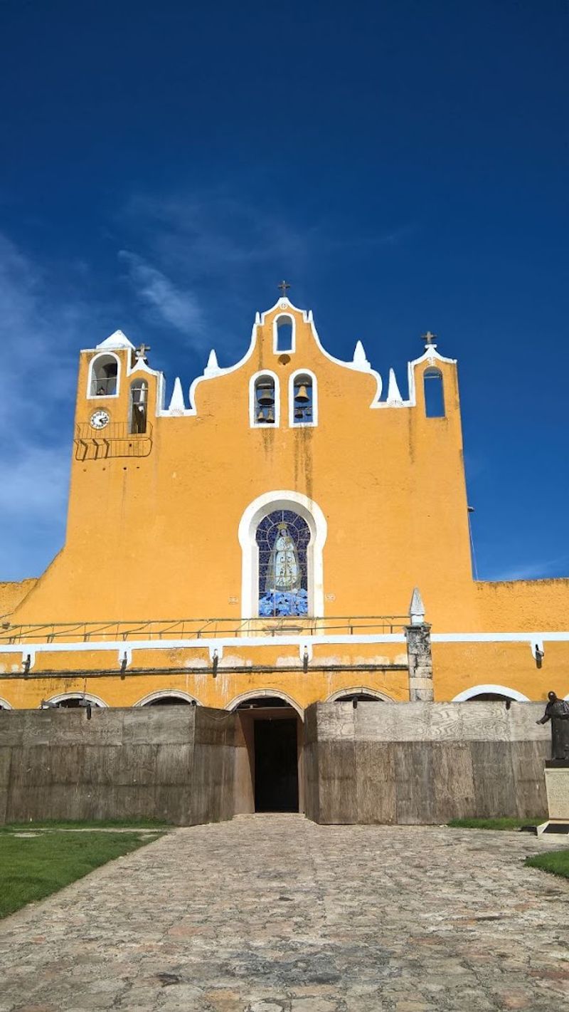 Izamal, Yucatán, Mexico Izamal, Yucatán, Mexico