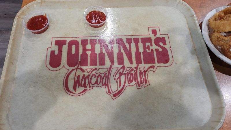 Johnnie's Sauce and the Art of the Dip Johnnie's Sauce and the Art of the Dip