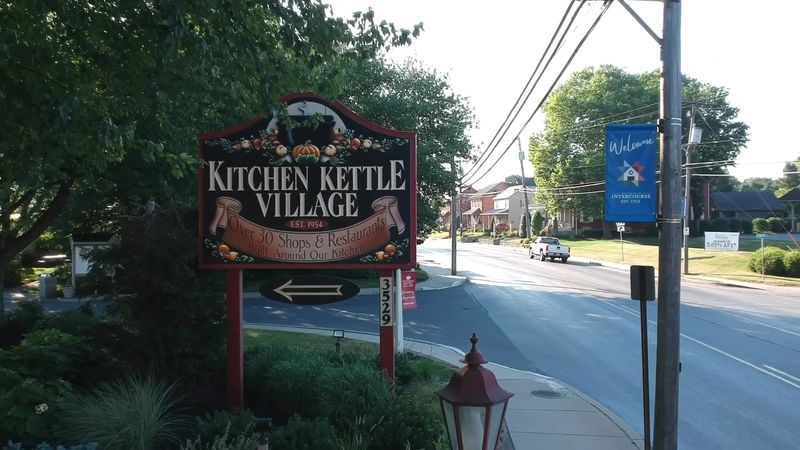 Kitchen Kettle Village, Intercourse, Pennsylvania Kitchen Kettle Village, Intercourse, Pennsylvania