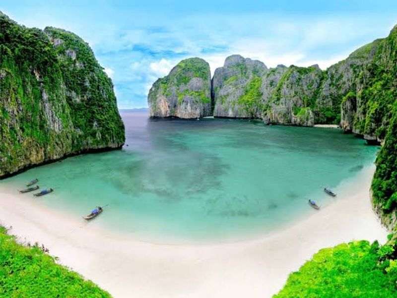 Koh Phi Phi, Thailand Koh Phi Phi, Thailand