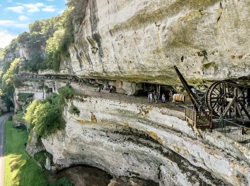 La Roque Saint-Christophe, Peyzac-Le-Moustier, Nouvelle-Aquitaine, France
