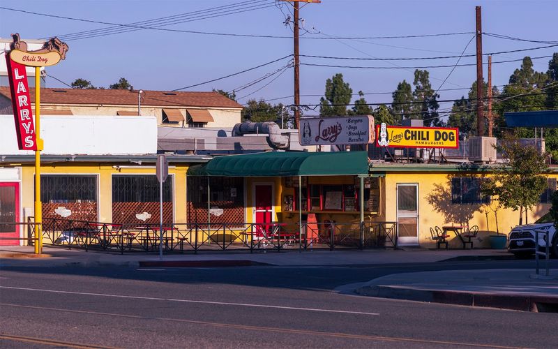 Larry's Chili Dog, Burbank, California Larry's Chili Dog, Burbank, California