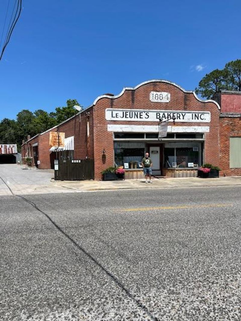 LeVeque's (LeJeune's) Bakery, Jeanerette, Louisiana, USA