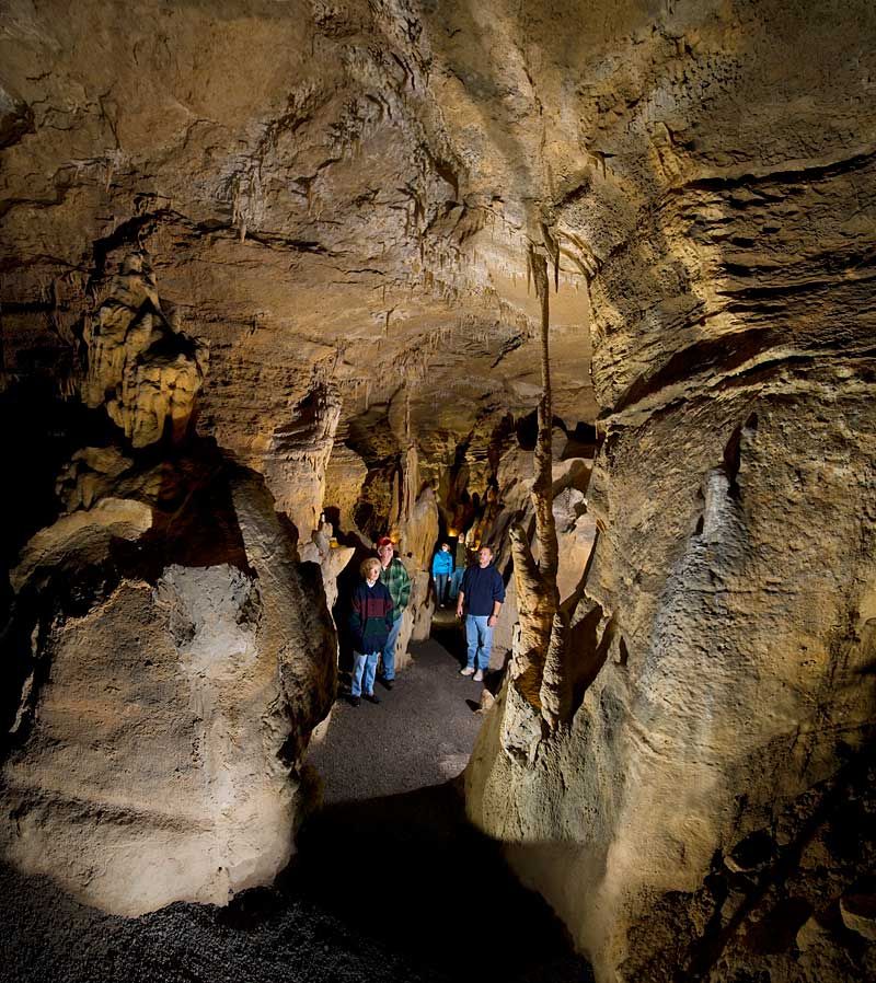 Lincoln Caverns & Whisper Rocks