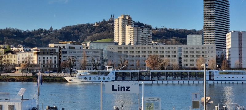 Linz, Austria (instead of Vienna)