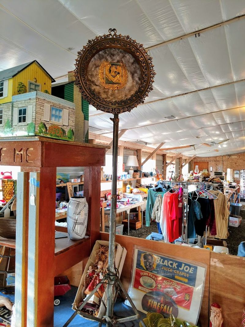 Local Artisans and Handcrafted Treasures Local Artisans and Handcrafted Treasures
