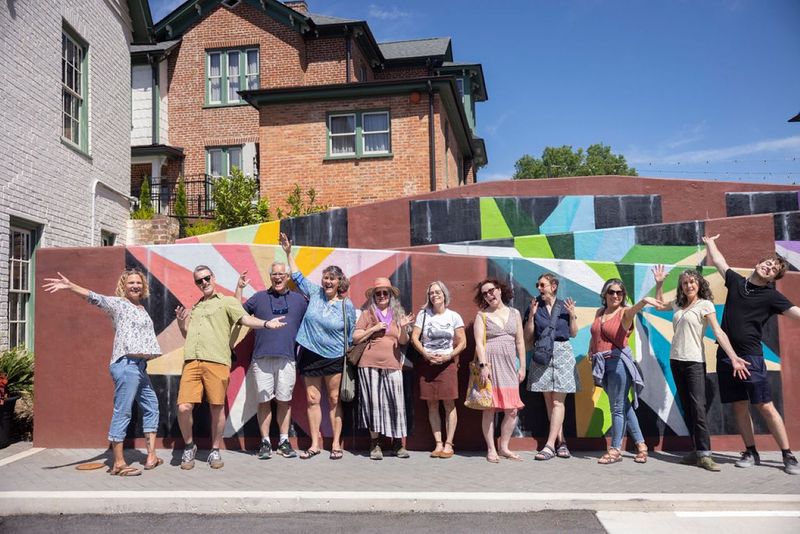 Locals Love It Too: A Fresh Look at a Familiar City Locals Love It Too: A Fresh Look at a Familiar City