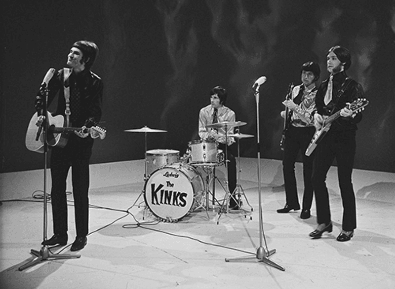 Lola – The Kinks Lola – The Kinks