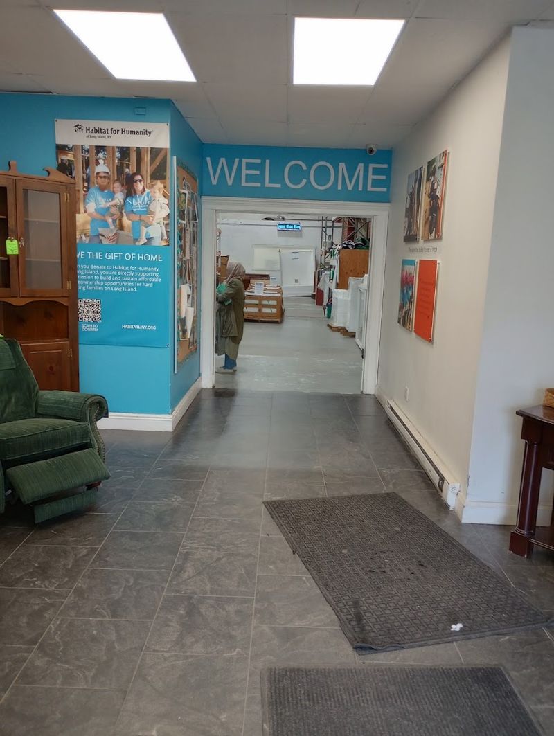 Long Island ReStore, Ronkonkoma