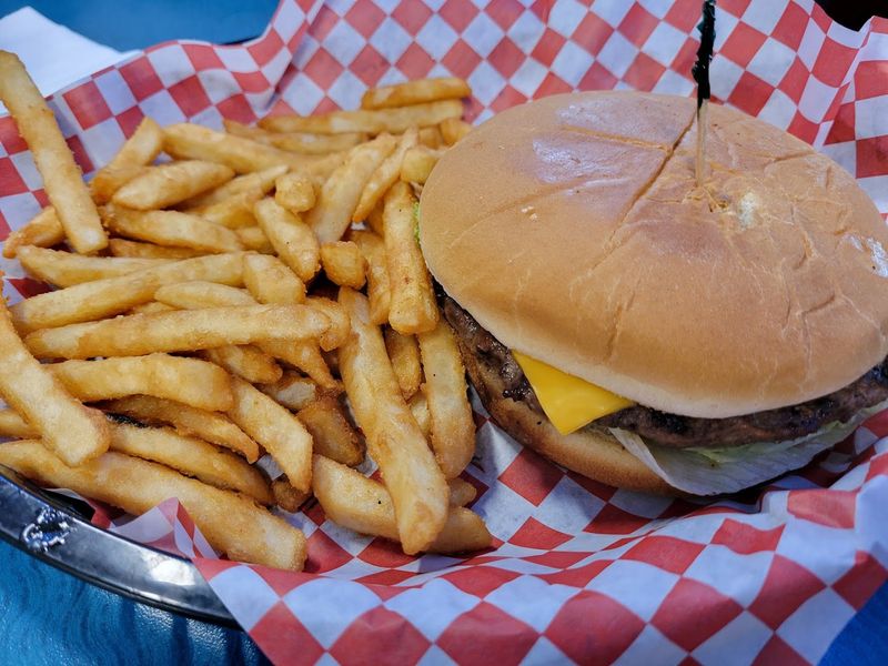Lunch and Dinner Options Worth Talking About Lunch and Dinner Options Worth Talking About