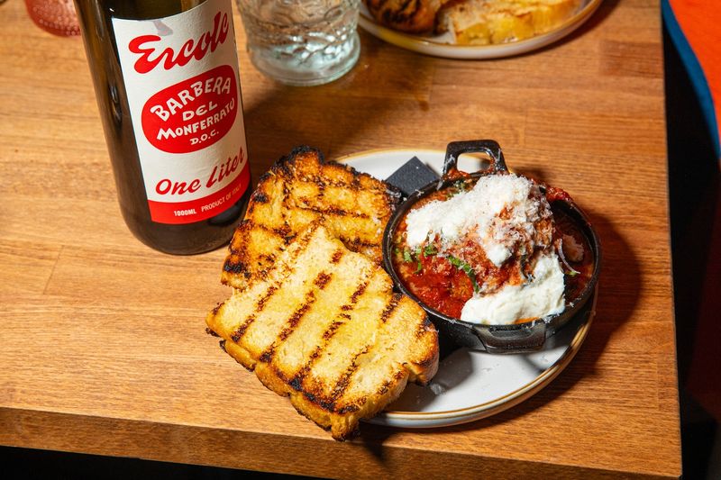 Meatballs Made the Way a Sicilian Grandmother Would Meatballs Made the Way a Sicilian Grandmother Would