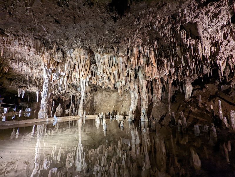 Meramec Caverns, Stanton, Missouri Meramec Caverns, Stanton, Missouri
