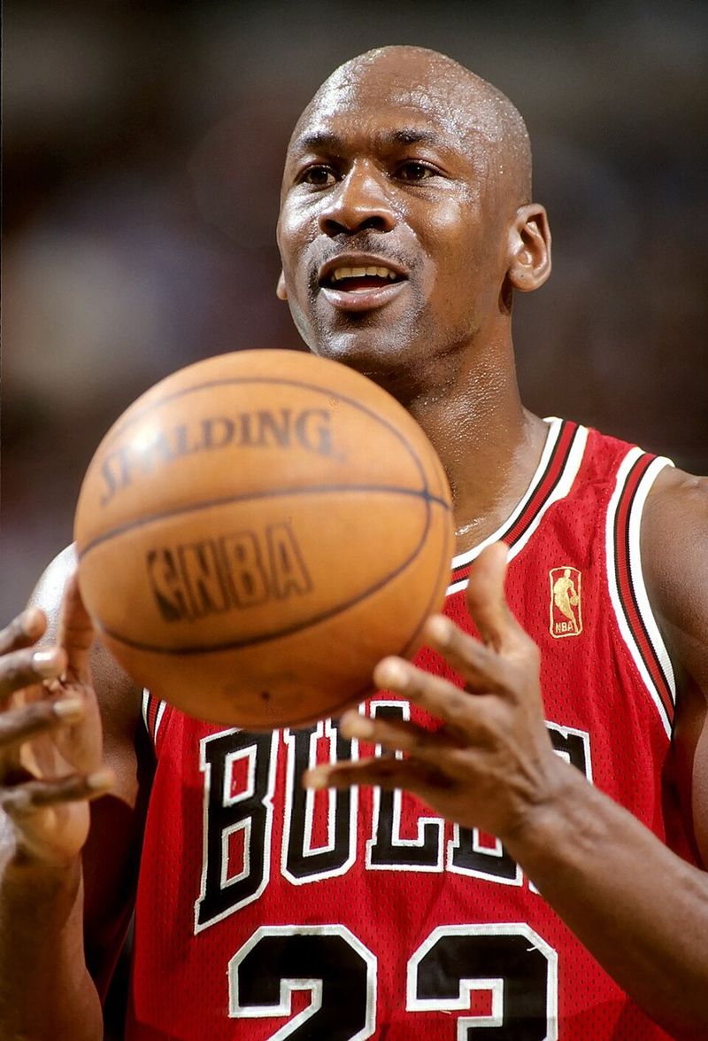Michael Jordan Returned to Baseball Full-Time Michael Jordan Returned to Baseball Full-Time