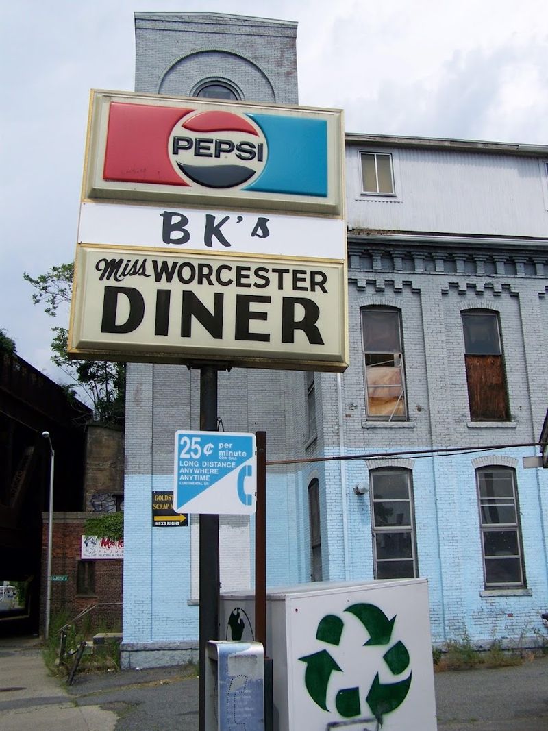 Miss Worcester Diner, Worcester, Massachusetts Miss Worcester Diner, Worcester, Massachusetts