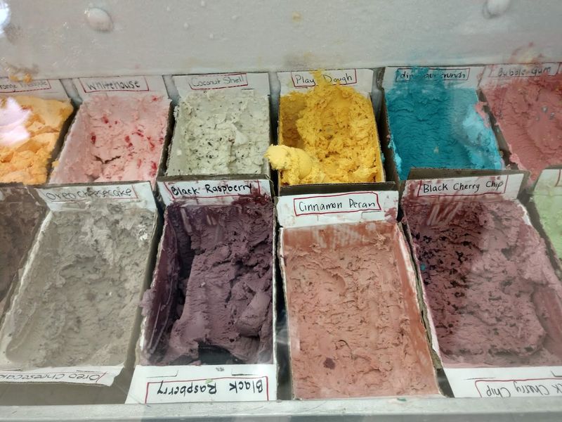 More Than 40 Flavors Waiting for You More Than 40 Flavors Waiting for You