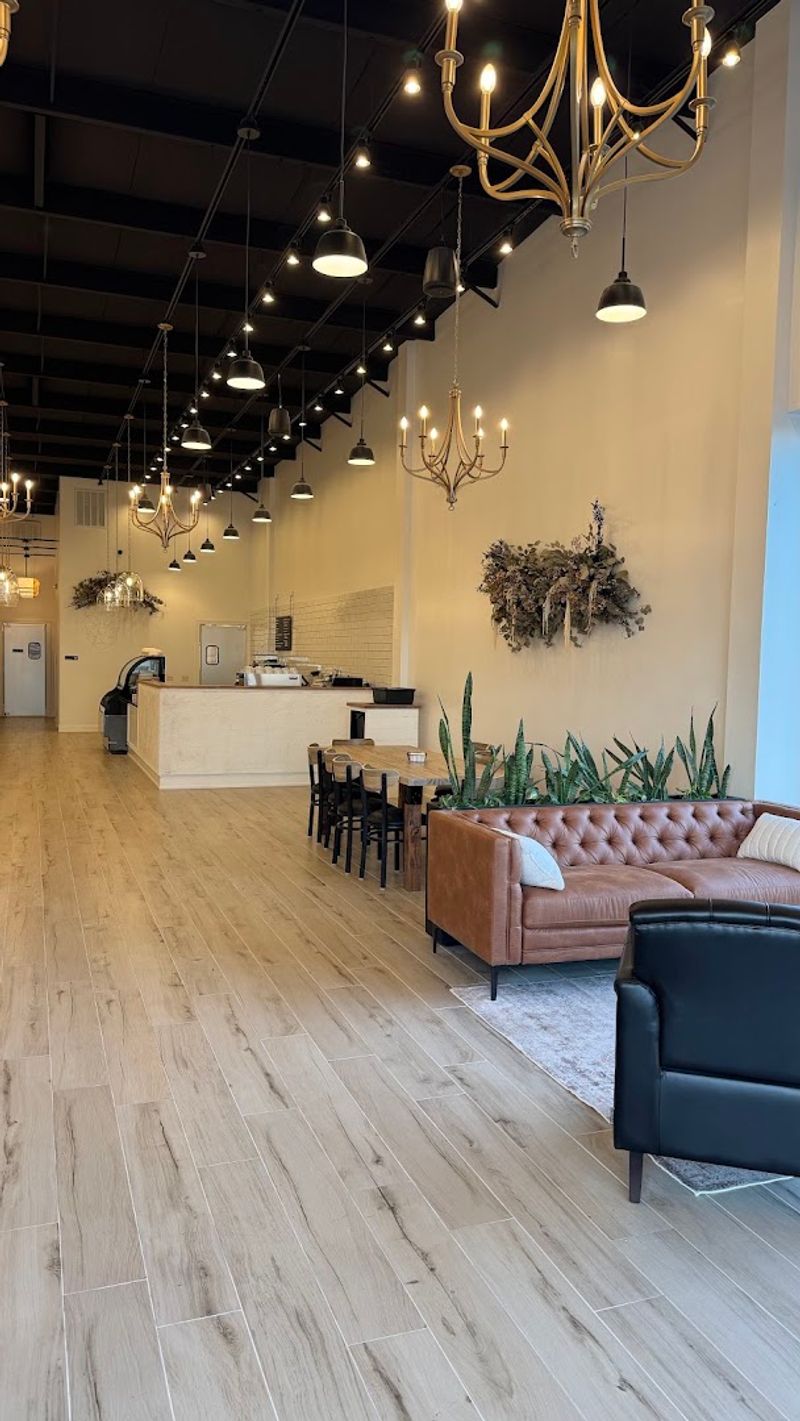 More Than Ice Cream: A Full Cafe Experience More Than Ice Cream: A Full Cafe Experience