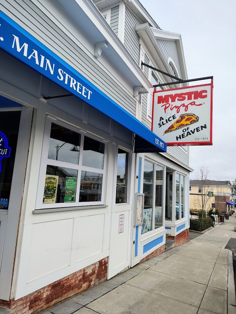 Mystic Pizza, Mystic, Connecticut Mystic Pizza, Mystic, Connecticut