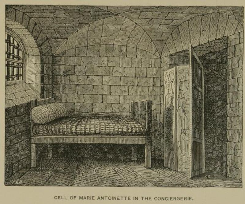 Myth: Marie Antoinette Was Imprisoned There