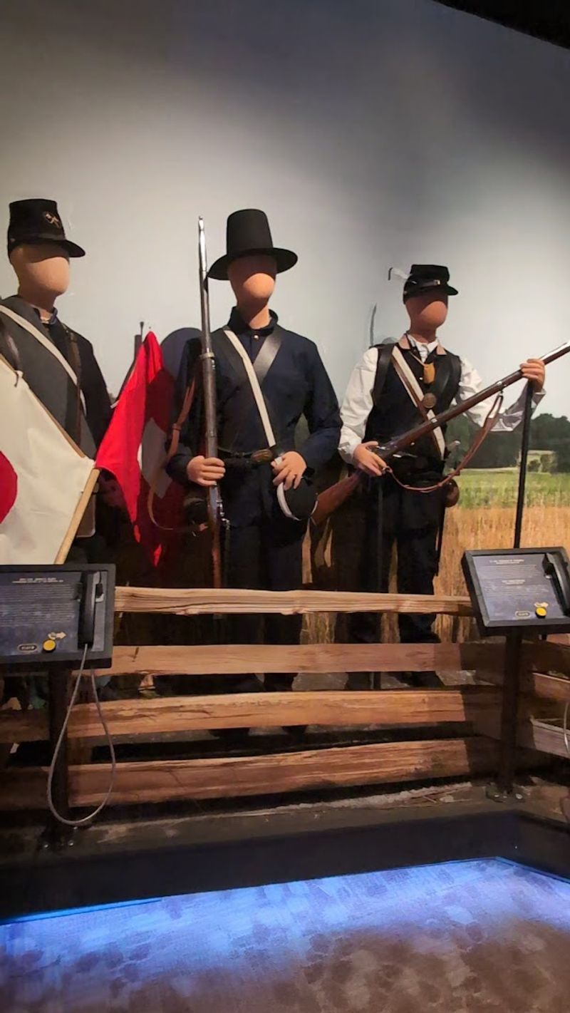 Native American Soldiers on Both Sides of the Conflict Native American Soldiers on Both Sides of the Conflict