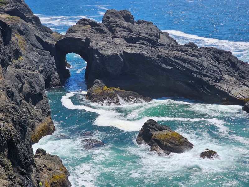 Natural Bridges: An Arch You Have to See Natural Bridges: An Arch You Have to See