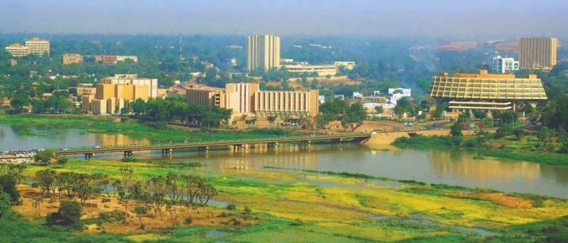 Niger: West Africa's Landlocked Behemoth Niger: West Africa's Landlocked Behemoth