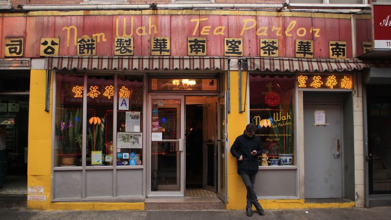 Nom Wah Tea Parlor, Chinatown, Manhattan Nom Wah Tea Parlor, Chinatown, Manhattan