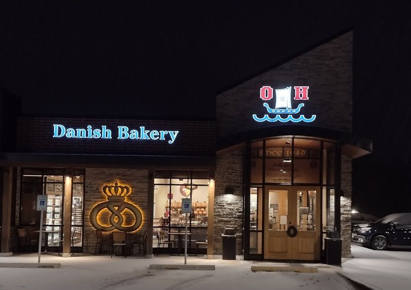 O&H Danish Bakery, Racine, Wisconsin O&H Danish Bakery, Racine, Wisconsin