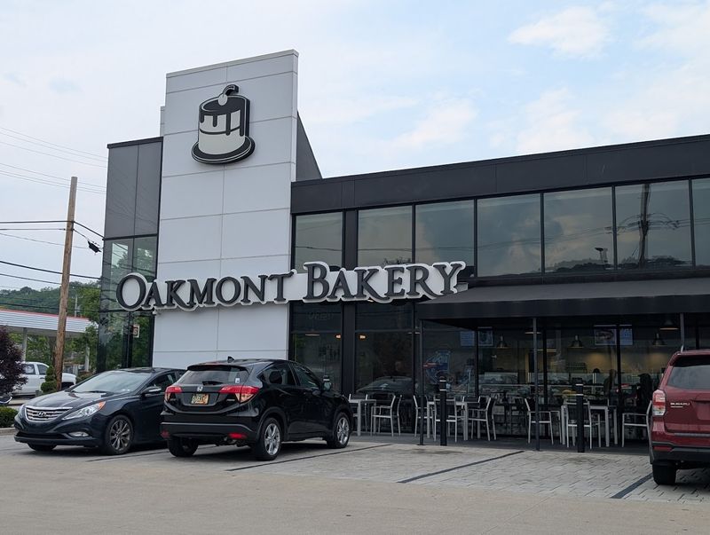 Oakmont Bakery, Oakmont, Pennsylvania Oakmont Bakery, Oakmont, Pennsylvania