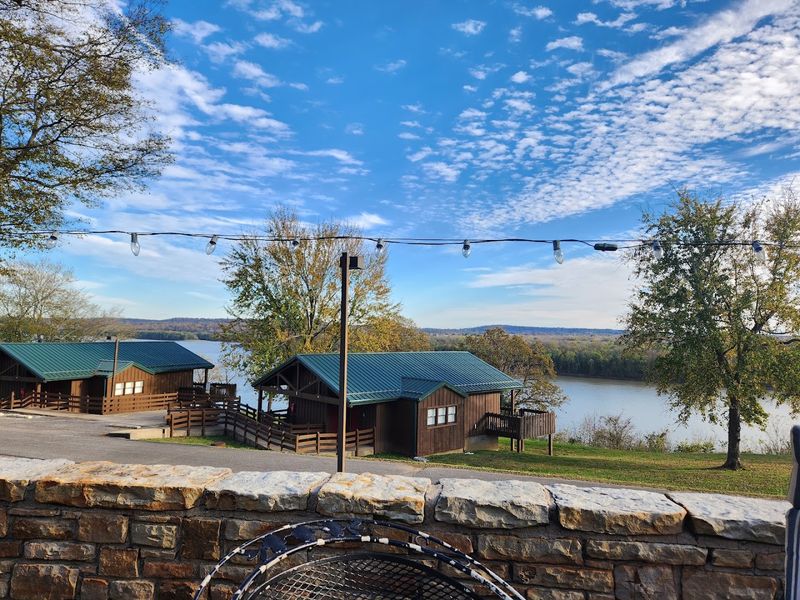 Ohio River Views That Compete With the Food Ohio River Views That Compete With the Food