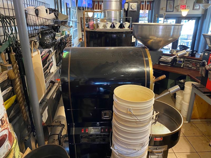 On-Site Roasting That You Can Actually Watch On-Site Roasting That You Can Actually Watch