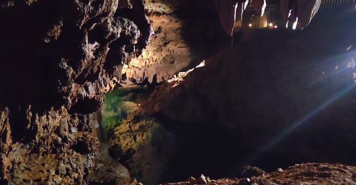 One of Missouri’s Most Spectacular Caves Is Hidden Beneath the Ozarks