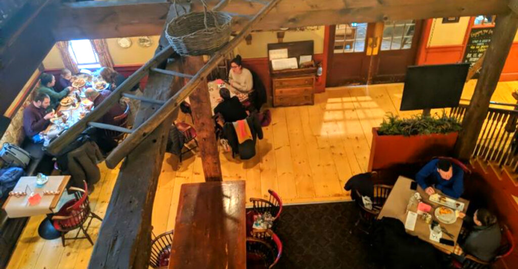 One of New Hampshire’s Most Beloved Restaurants Feels Like Stepping Into an Old New England Inn