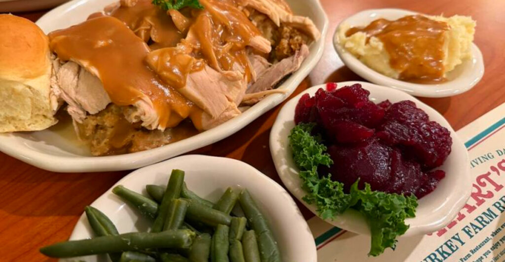 One of New Hampshire’s Most Beloved Restaurants Has Been Serving Thanksgiving Every Day Since 1954