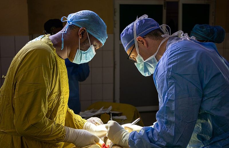 Orthopedic Surgeon Orthopedic Surgeon