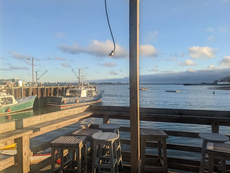 Outdoor Seating That Makes the View the Main Event Outdoor Seating That Makes the View the Main Event