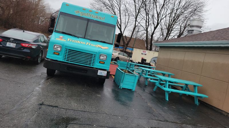 Outdoor Seating and the Parking Lot Experience Outdoor Seating and the Parking Lot Experience
