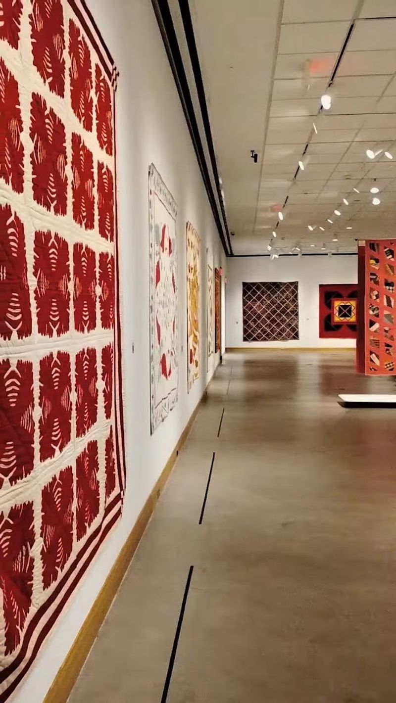 Over 8,000 Textiles Spanning Sixteen Centuries and Six Continents