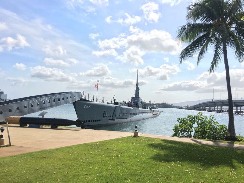 Pacific Fleet Submarine Museum and USS Bowfin, Honolulu, Hawaii Pacific Fleet Submarine Museum and USS Bowfin, Honolulu, Hawaii