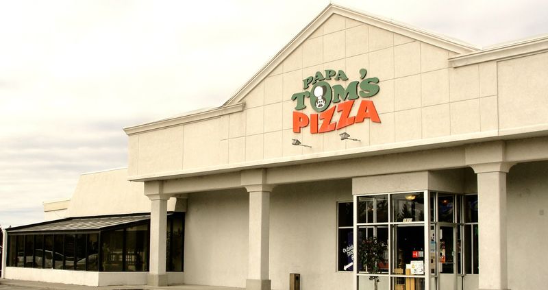 Papa Tom's Pizza, Idaho Falls, Idaho Papa Tom's Pizza, Idaho Falls, Idaho