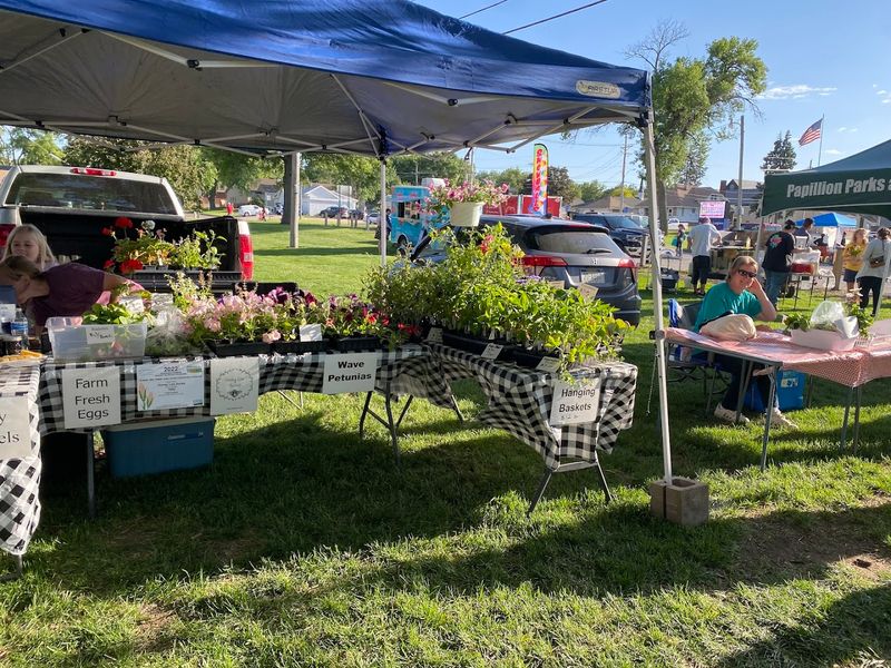 Papillion Farmers Market, Papillion, Nebraska Papillion Farmers Market, Papillion, Nebraska