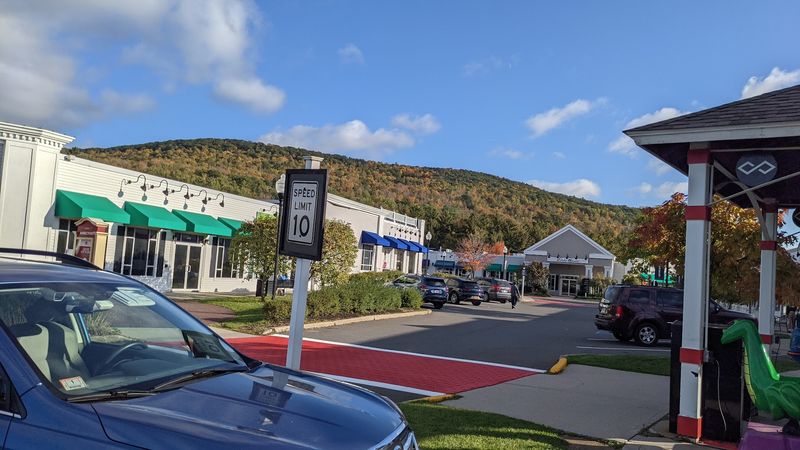 Parking, Accessibility, and Getting Around Parking, Accessibility, and Getting Around
