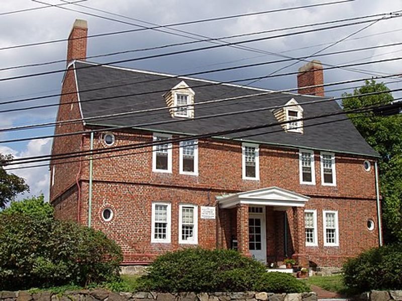Peter Tufts House, Medford, Massachusetts (1677) Peter Tufts House, Medford, Massachusetts (1677)