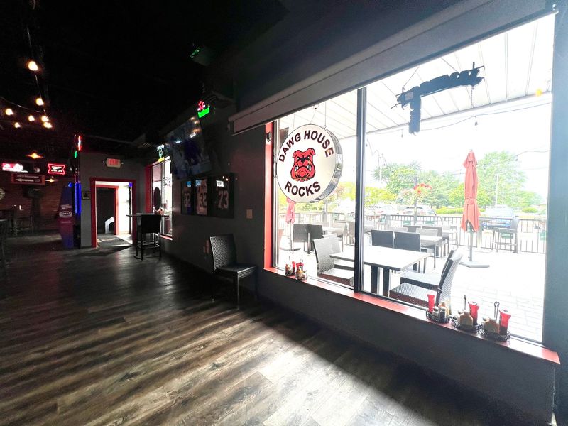 Planning a Visit to Dawg House Planning a Visit to Dawg House