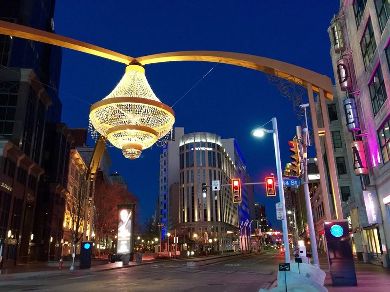 Playhouse Square: The District That Surrounds It Playhouse Square: The District That Surrounds It