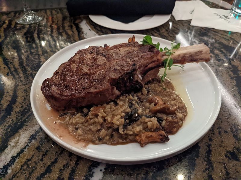 Prime Steaks That Anchor the Menu Prime Steaks That Anchor the Menu