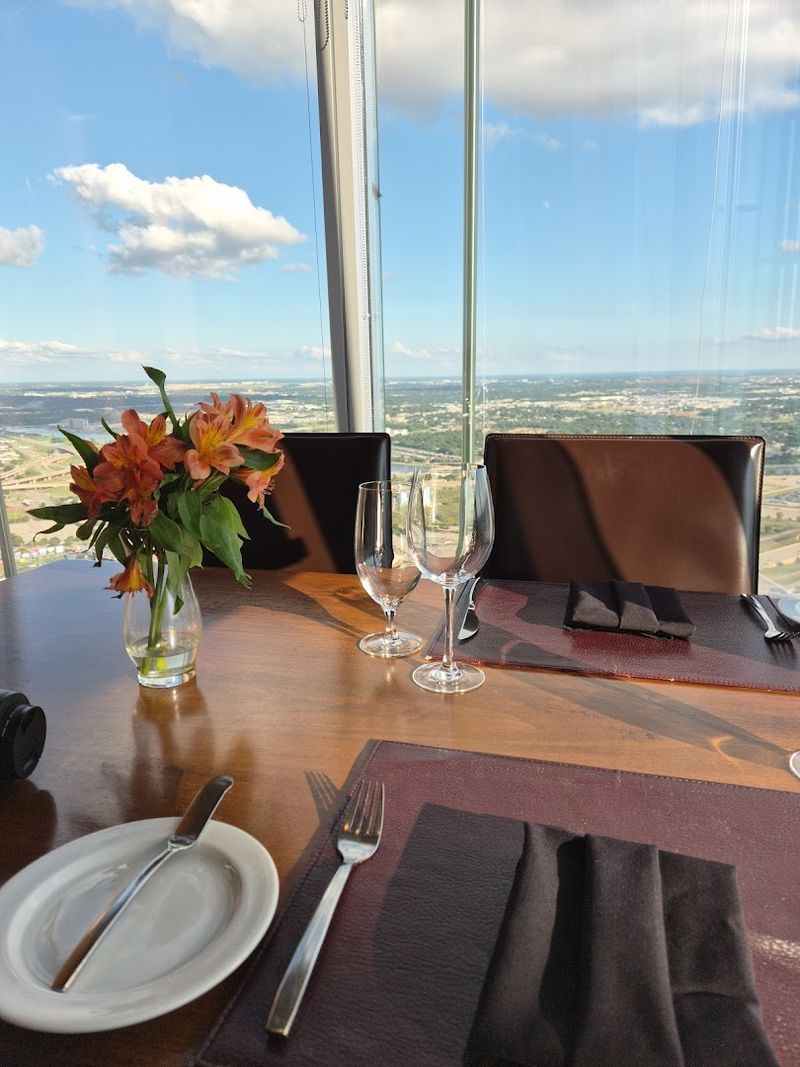 Private Dining and Event Spaces in the Sky Private Dining and Event Spaces in the Sky