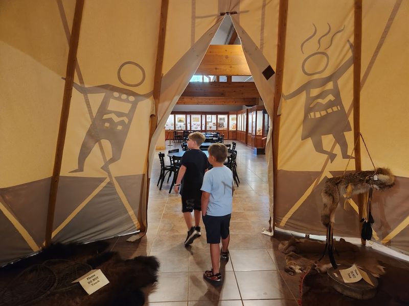 Programs, Events, and the Museum as Community Hub Programs, Events, and the Museum as Community Hub