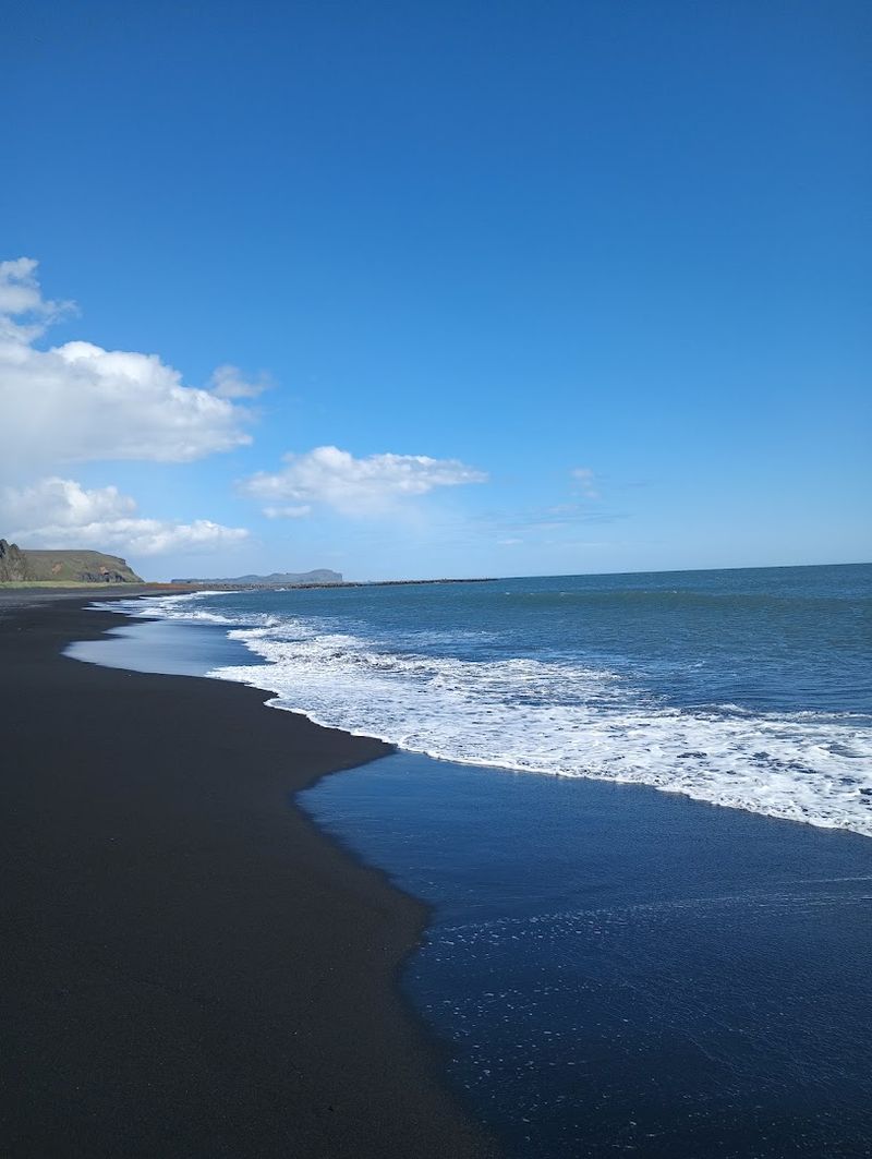 Reynisfjara Black Sand Beach, Vik, Iceland Reynisfjara Black Sand Beach, Vik, Iceland